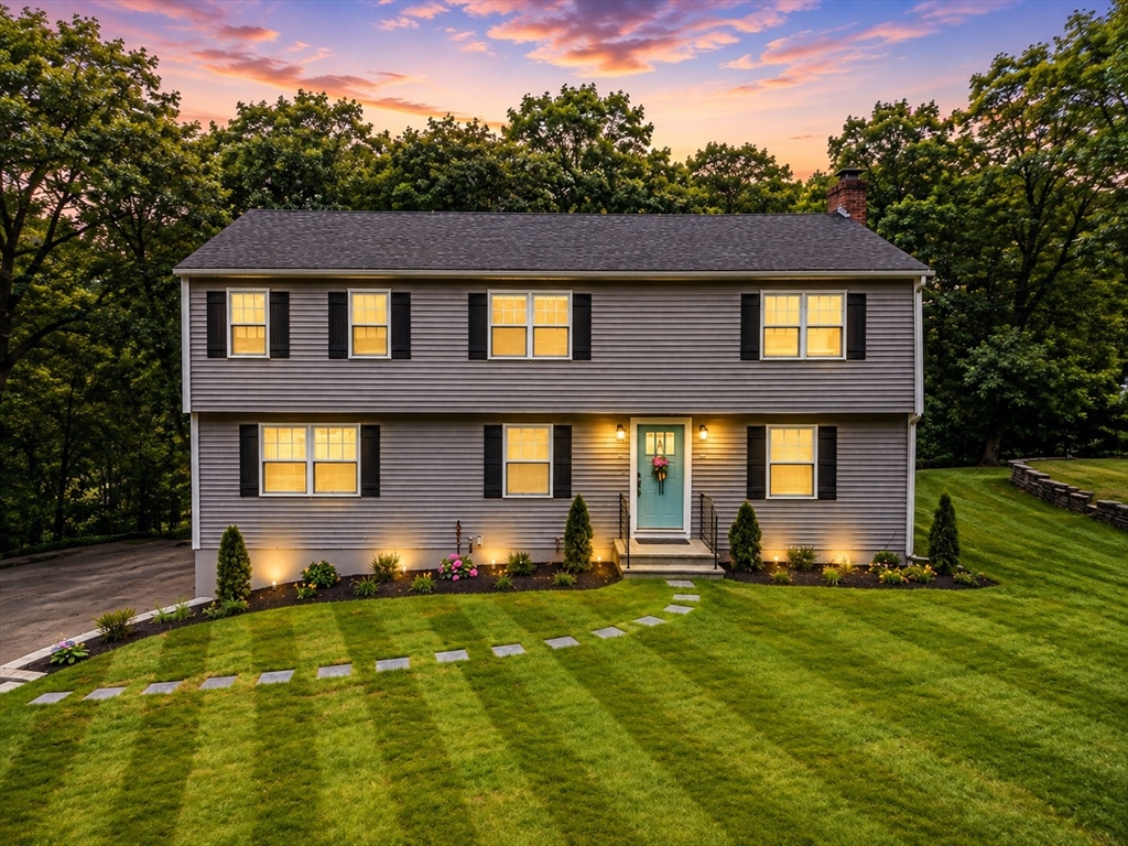 21 Arrowhead Road, Topsfield, MA 01983