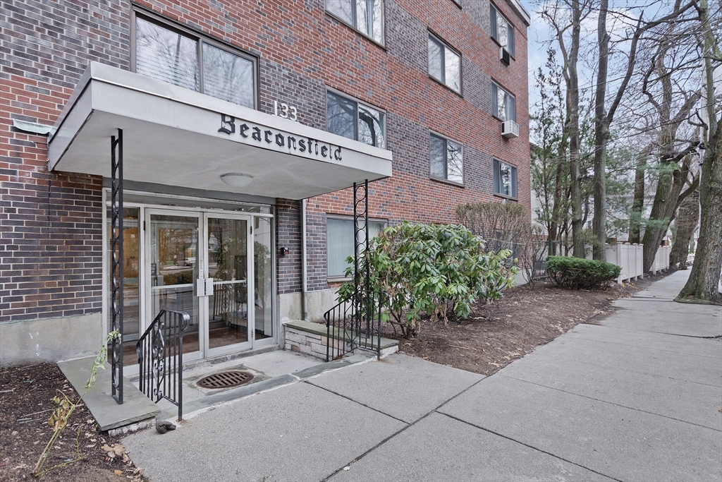 133 Beaconsfield Rd #44 — photo