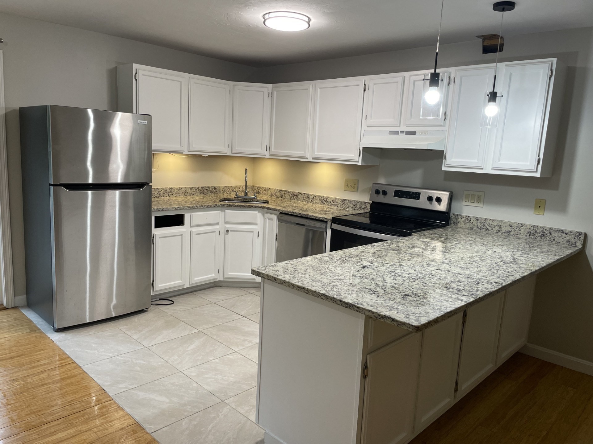 71 Edgeworth St #16 — photo