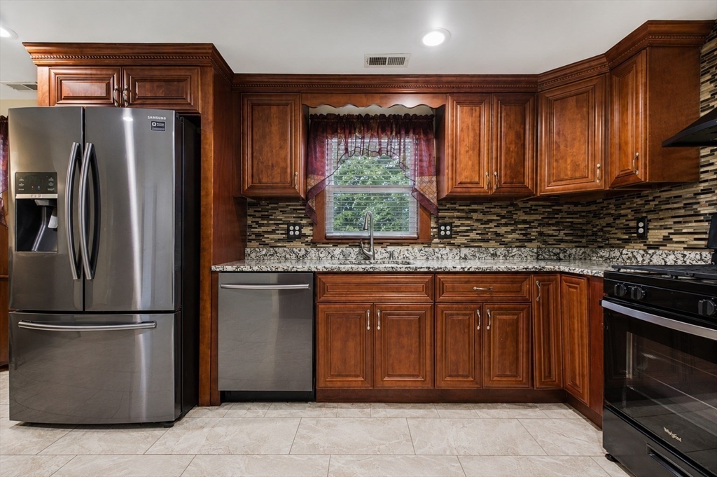 73 Lanark Road, Malden, MA 02148 — photo 3