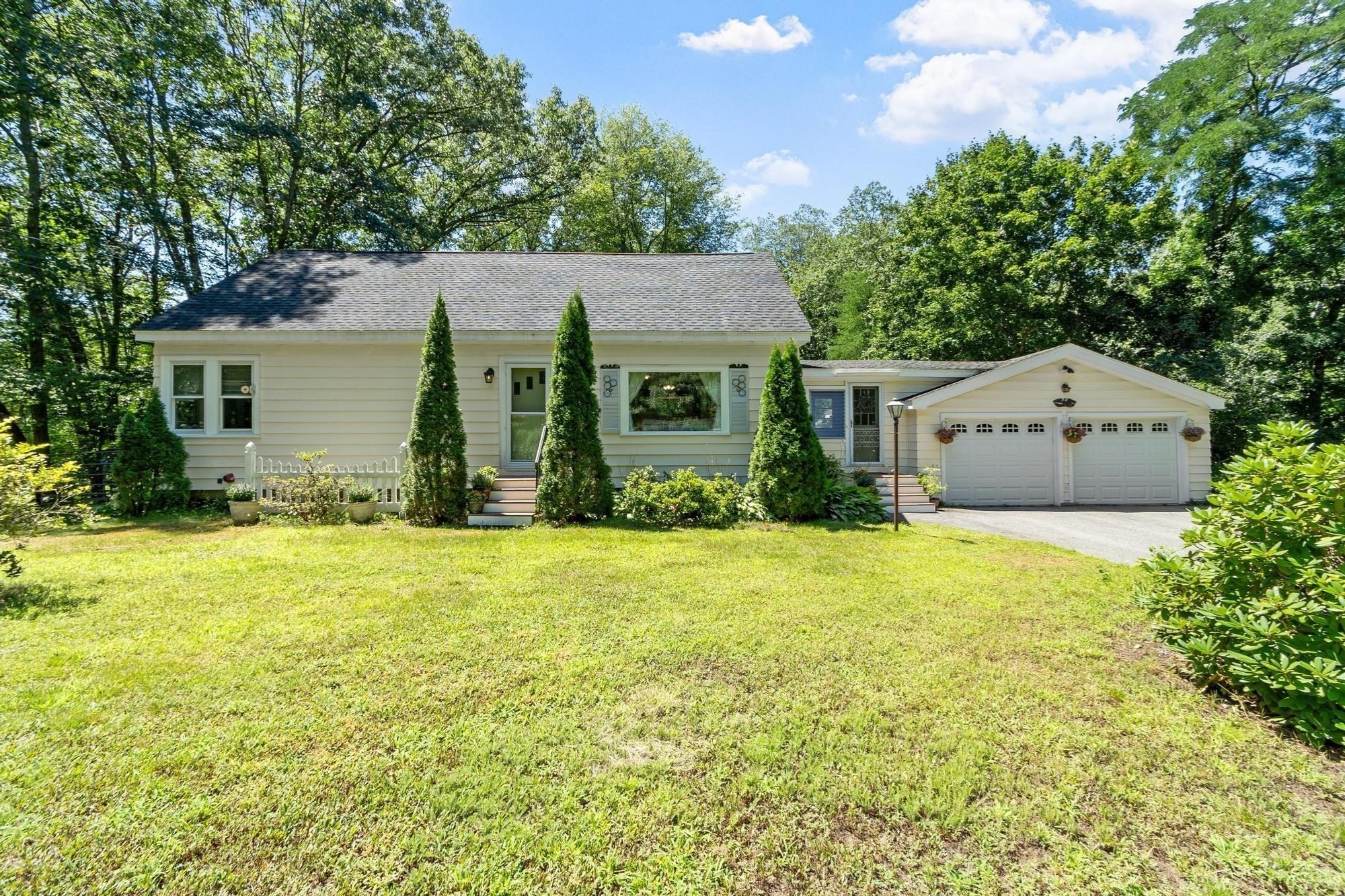 84 Fern Ave. — photo