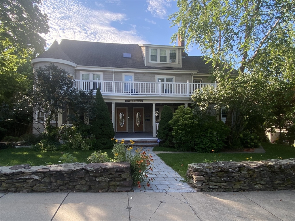 2-4 Chisholm Ln #3 — photo