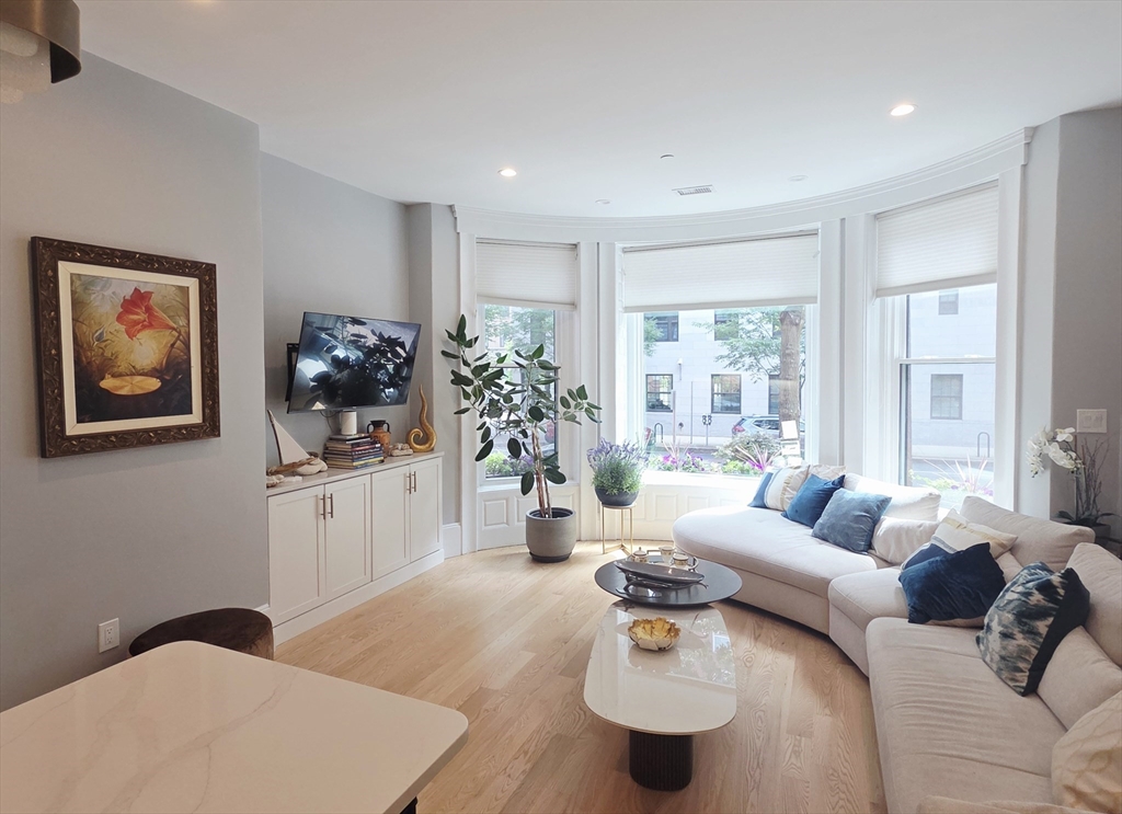 25 Bay State Road #1, Boston, MA 02215 — photo 2