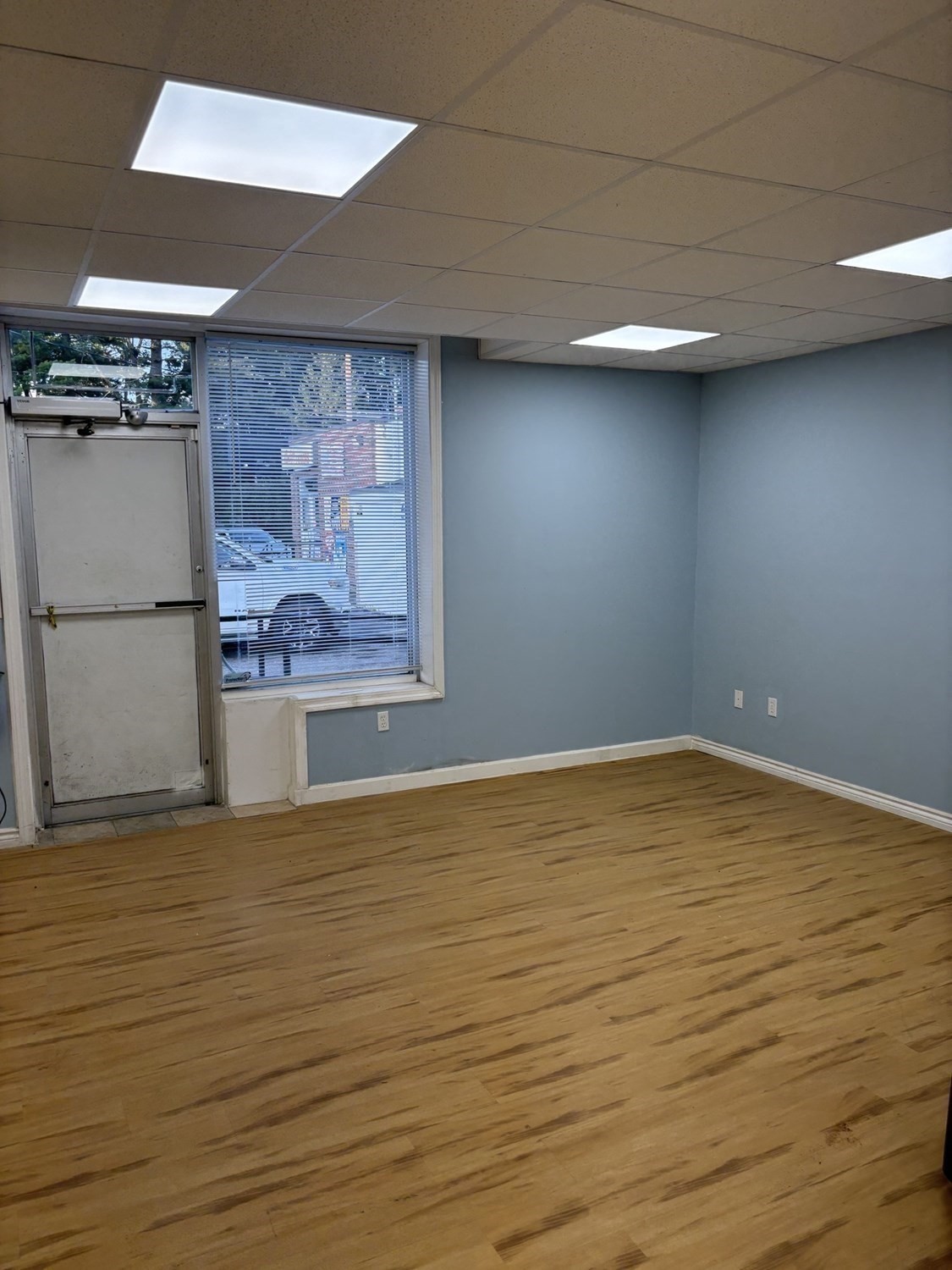 802 Bay Street #B — photo