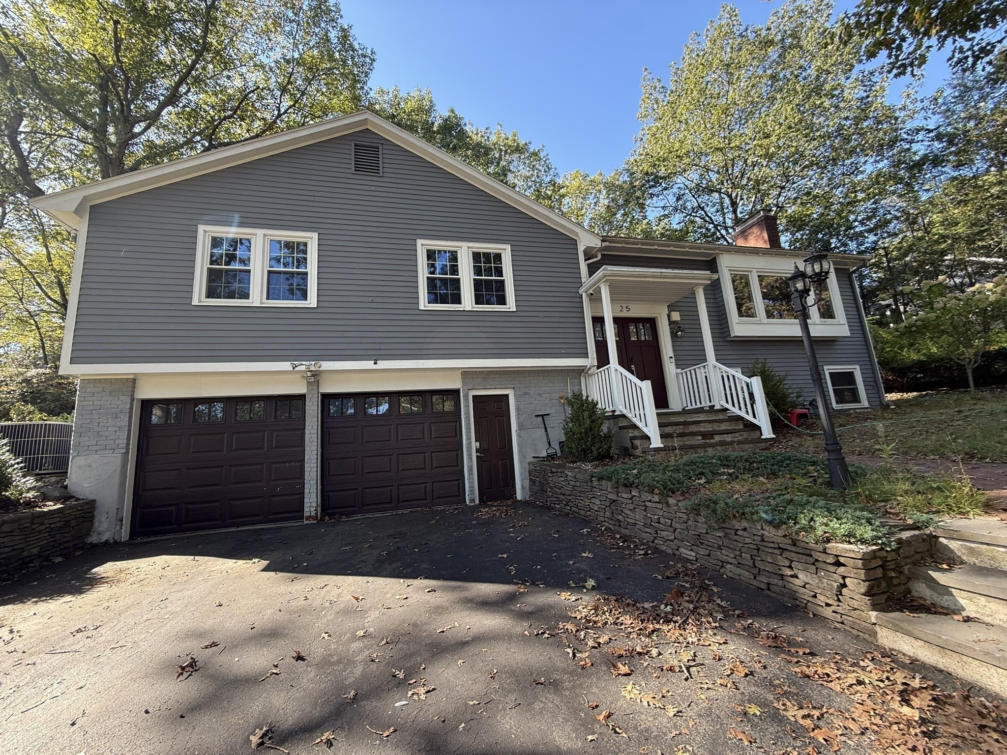 25 Berkshire Dr — photo