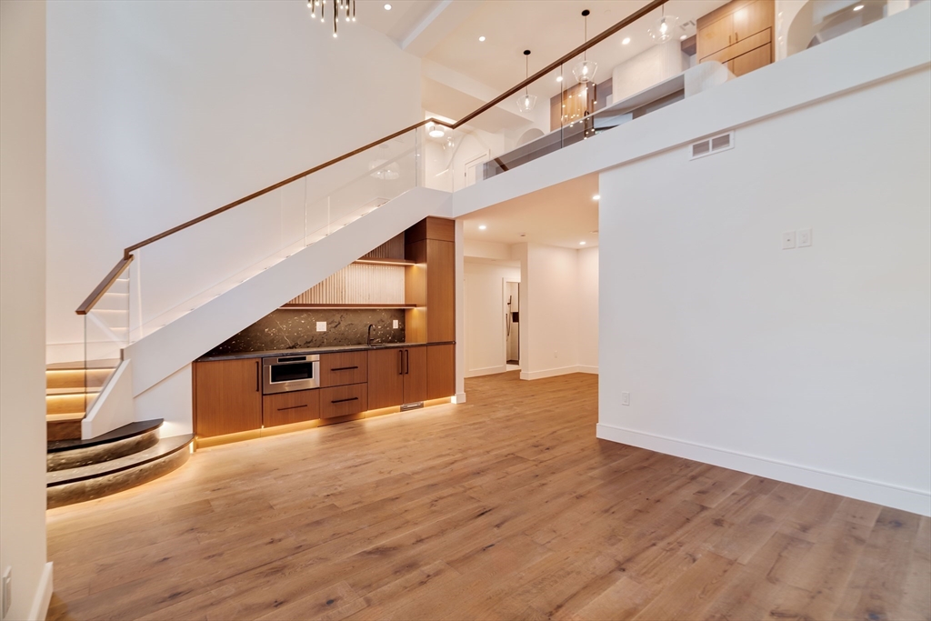 79 Park St #1 — photo