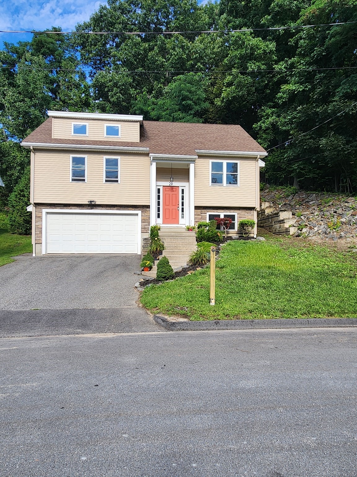 29 Buckley Road, Worcester, MA 01602 — photo 3