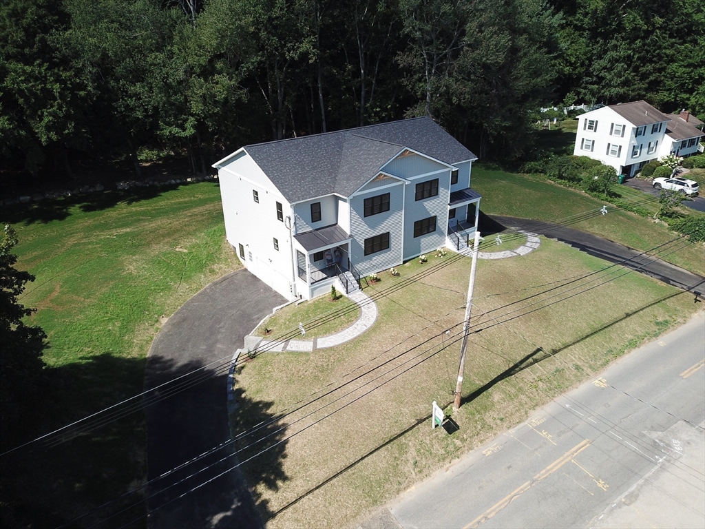 27 Rollins #B — photo