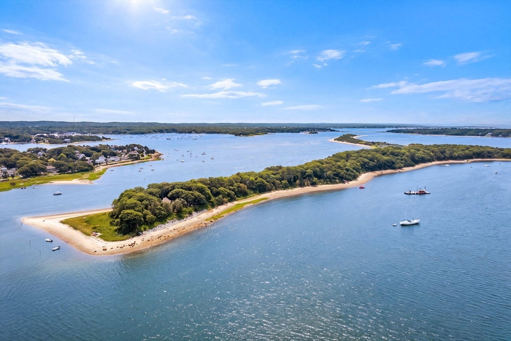 9 Bassetts Island — photo