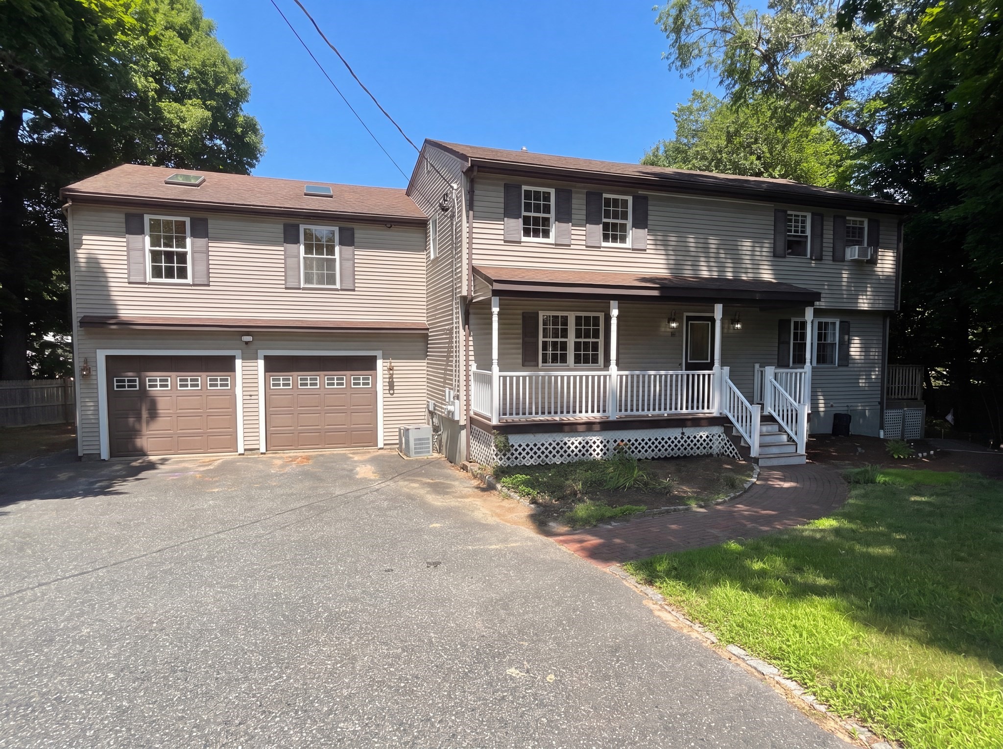 661 Main St #661 — photo