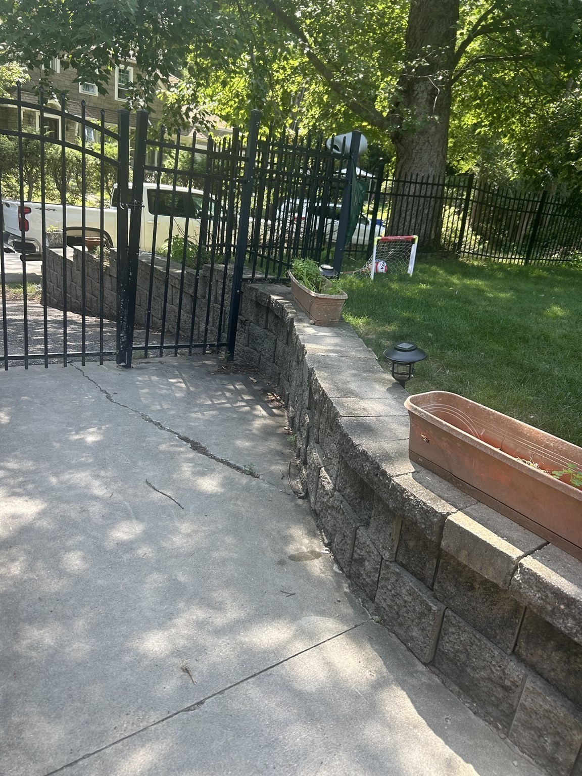 142 Springfield Street, Springfield, MA 01107 — photo 3