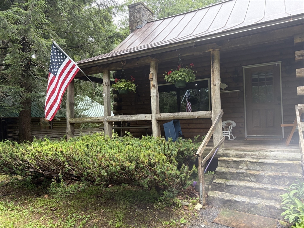300 Lockes Village Road, Wendell, MA 01379 — photo 2