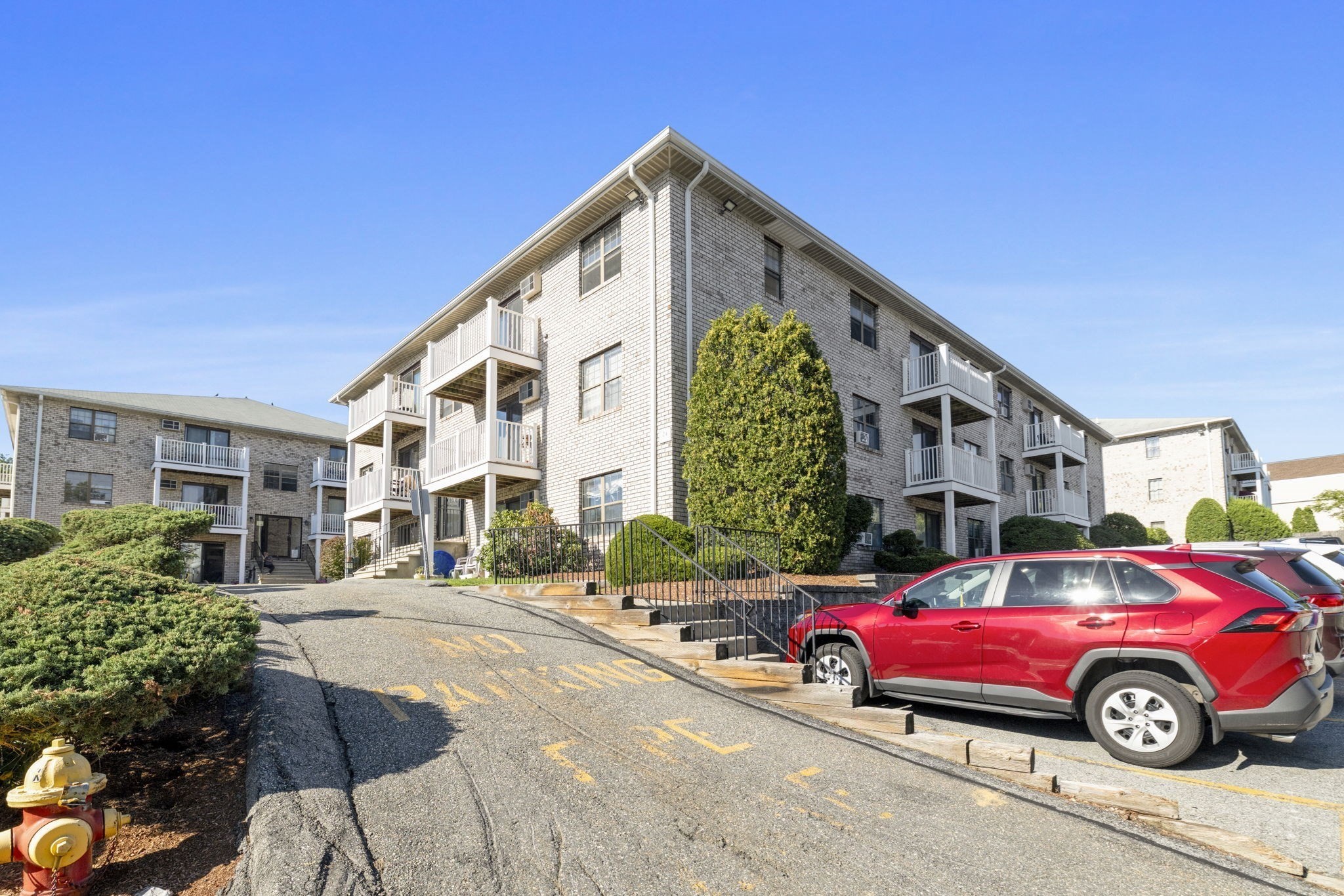 24 Kenmar Drive #239 — photo