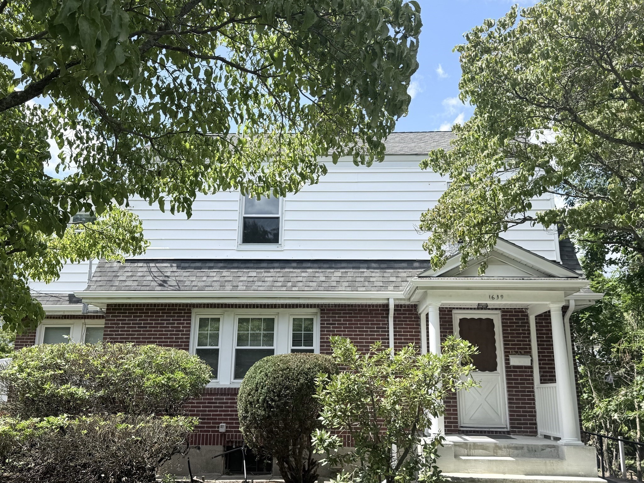 1639 Washington St Unit Hs — photo
