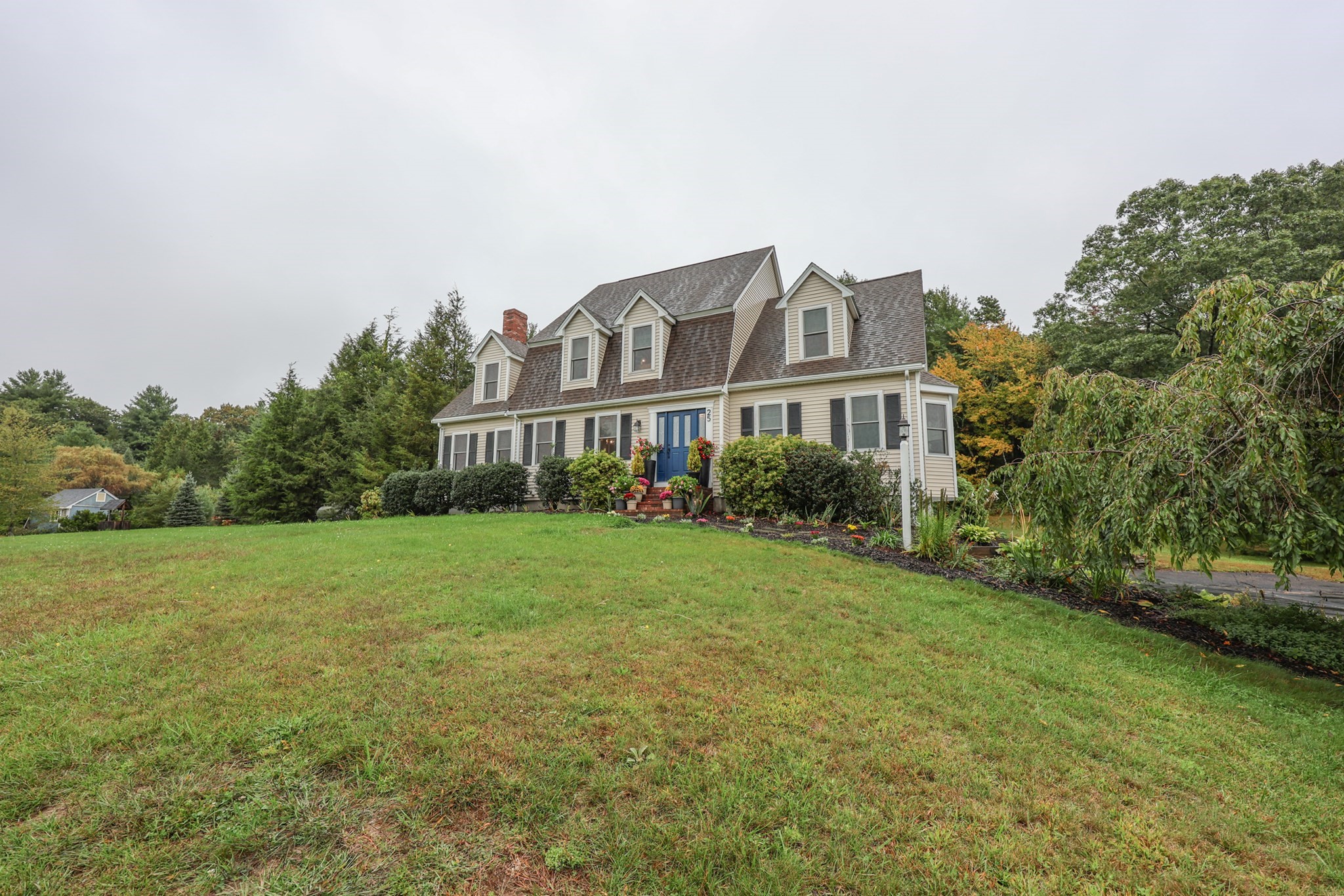 25 Autumn Rd — photo