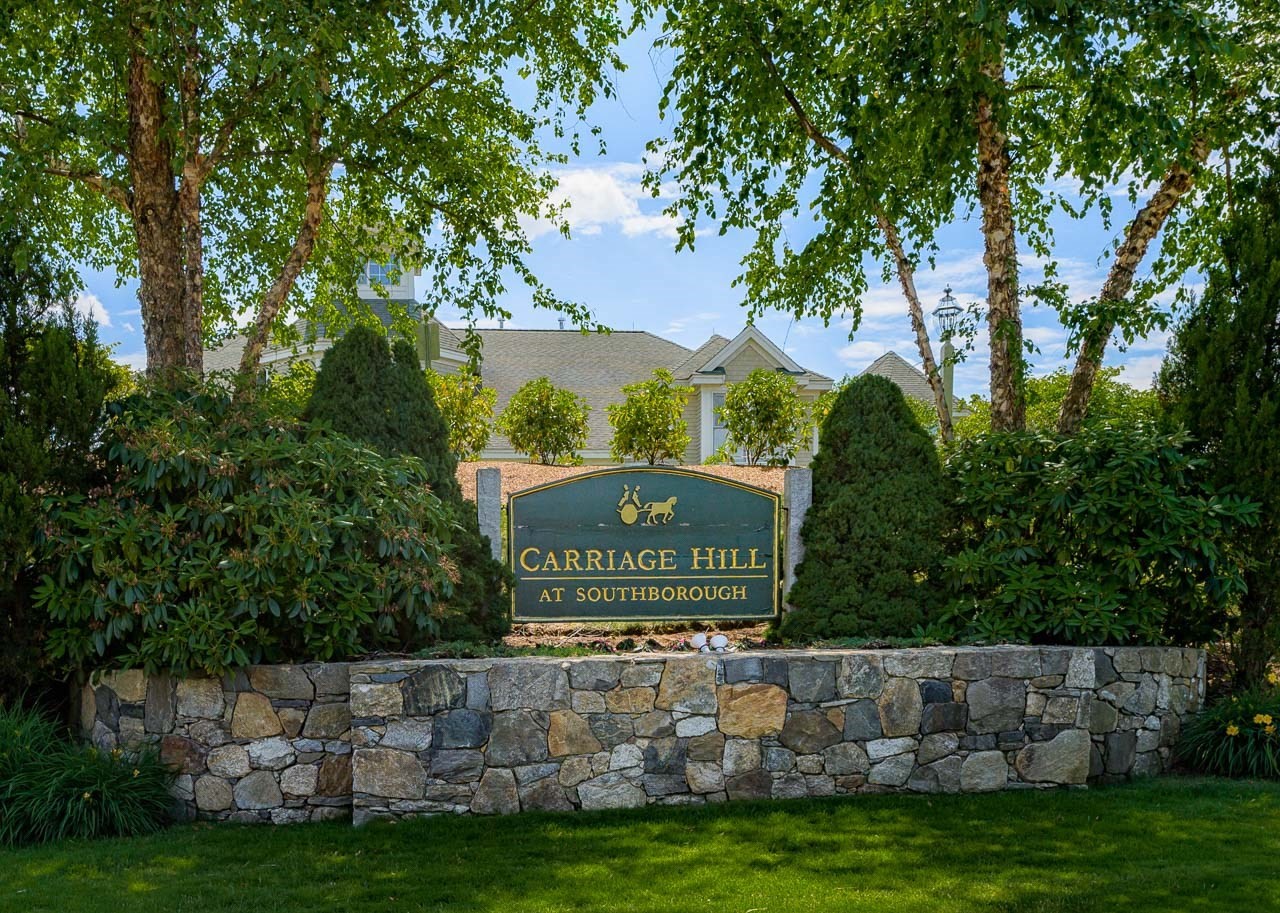 69 Carriage Hill Circle #69 — photo