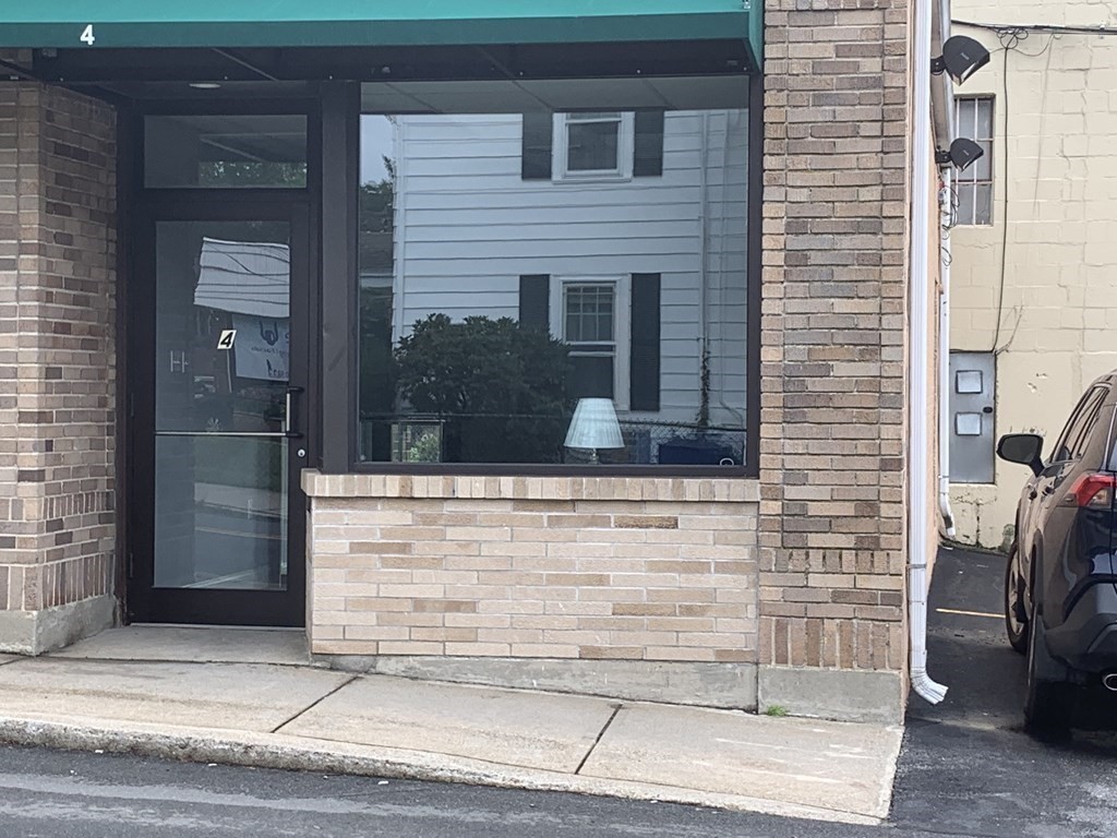 4 Bow Street — photo
