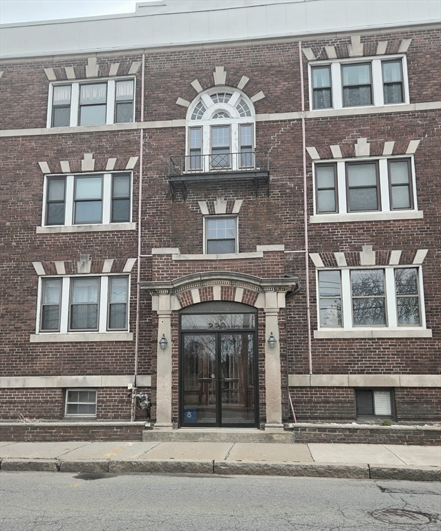 229 Washington Ave #3a — photo