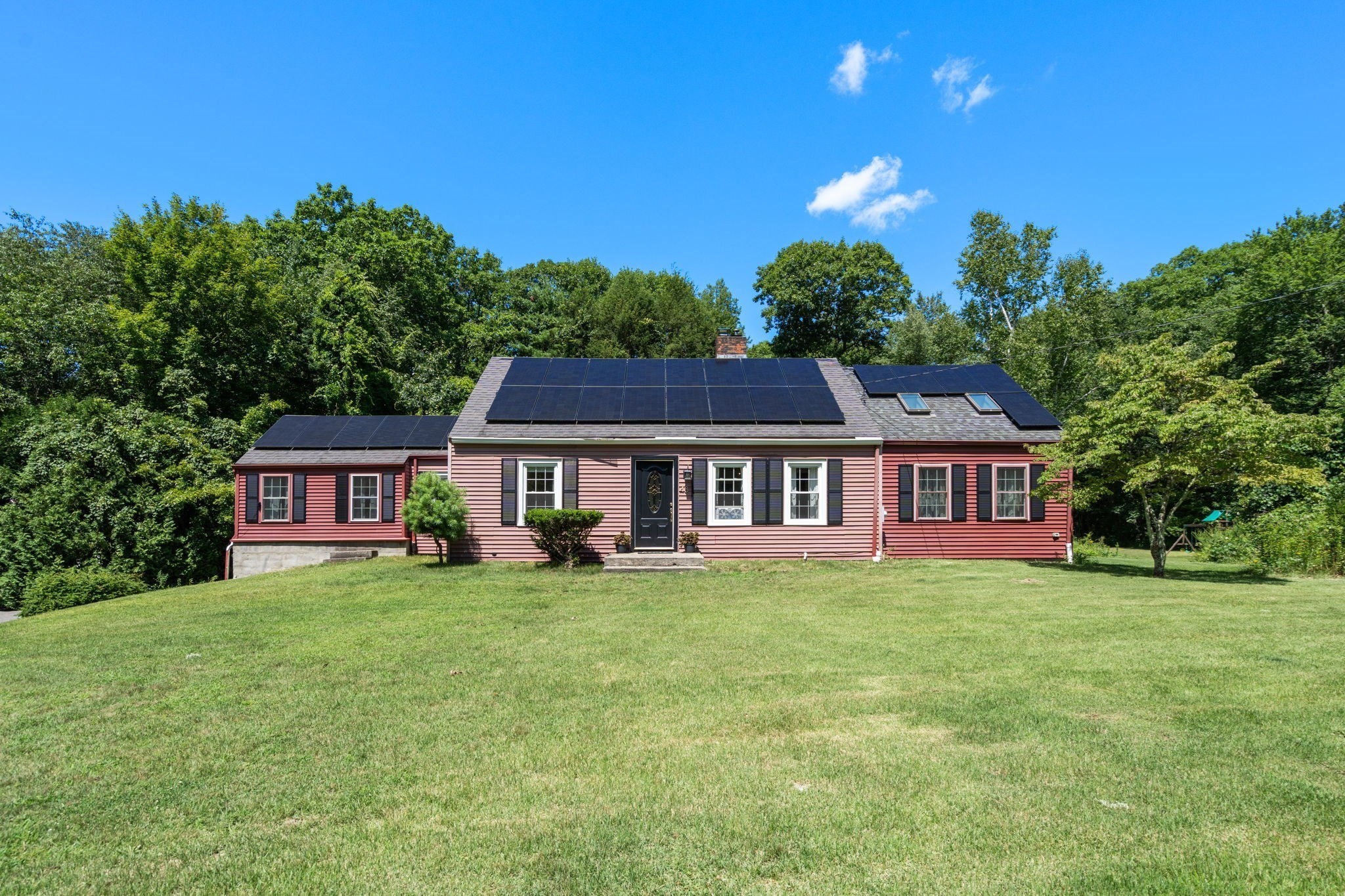 48 Brimfield Rd — photo