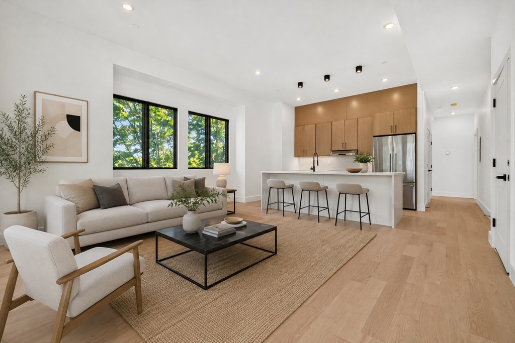 15 Clyde St #F — photo