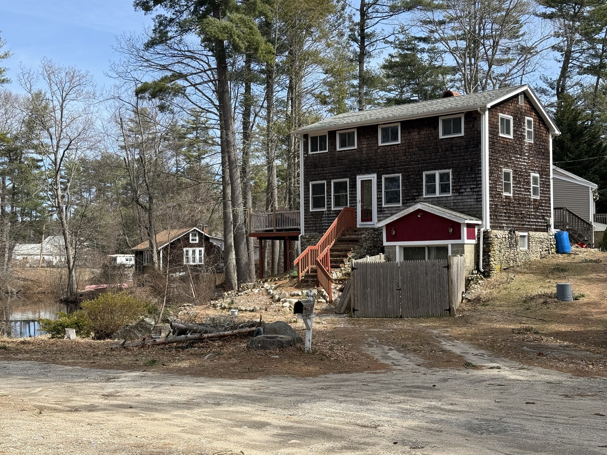 63 Suomi Rd — photo