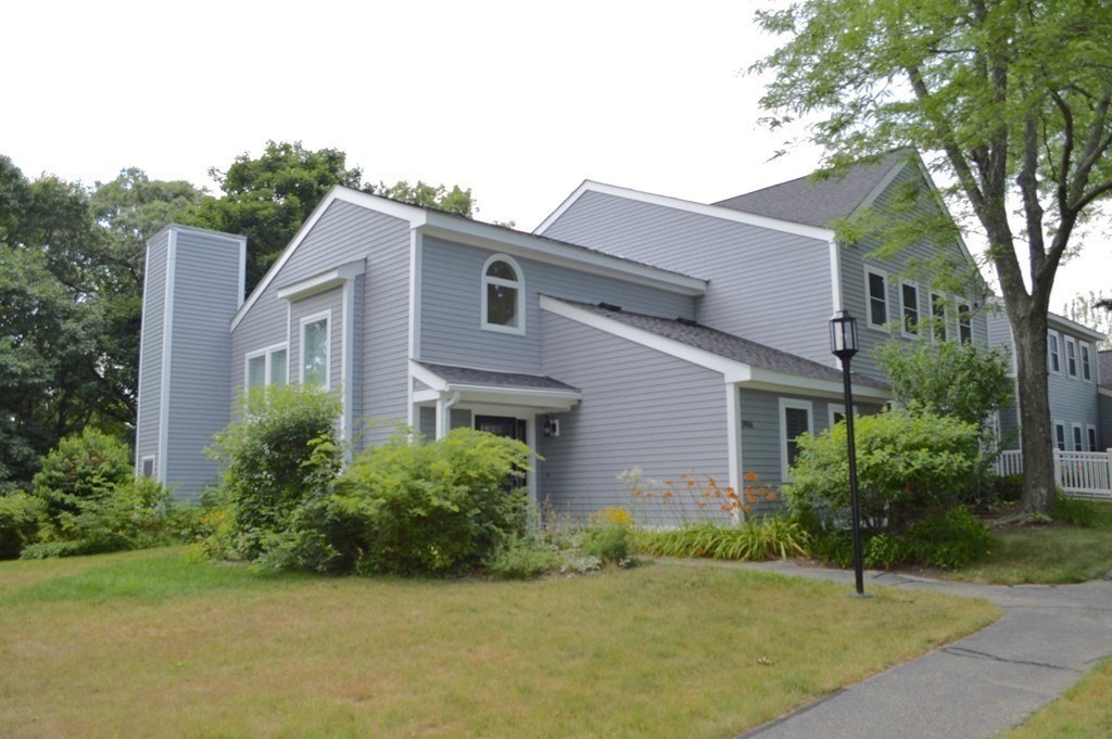 1906 Hockley Dr #1906 — photo