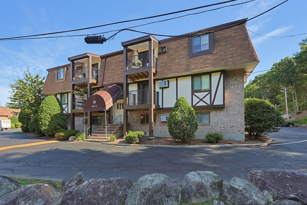 23 Erick Rd #20 — photo