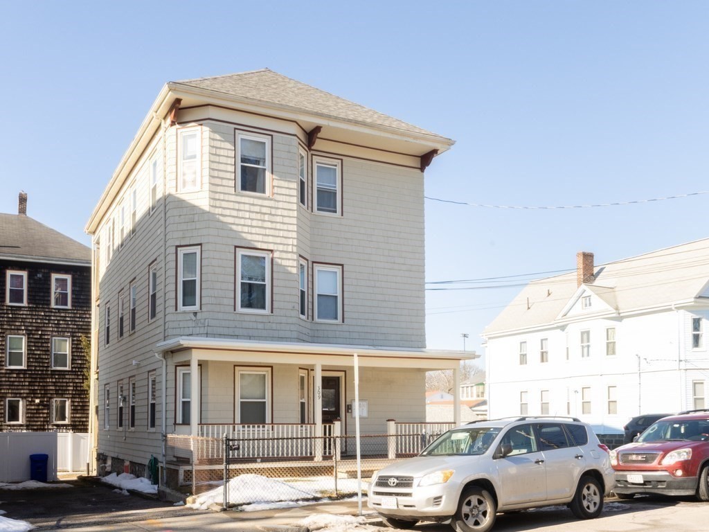 309 Wood Ave #3 — photo