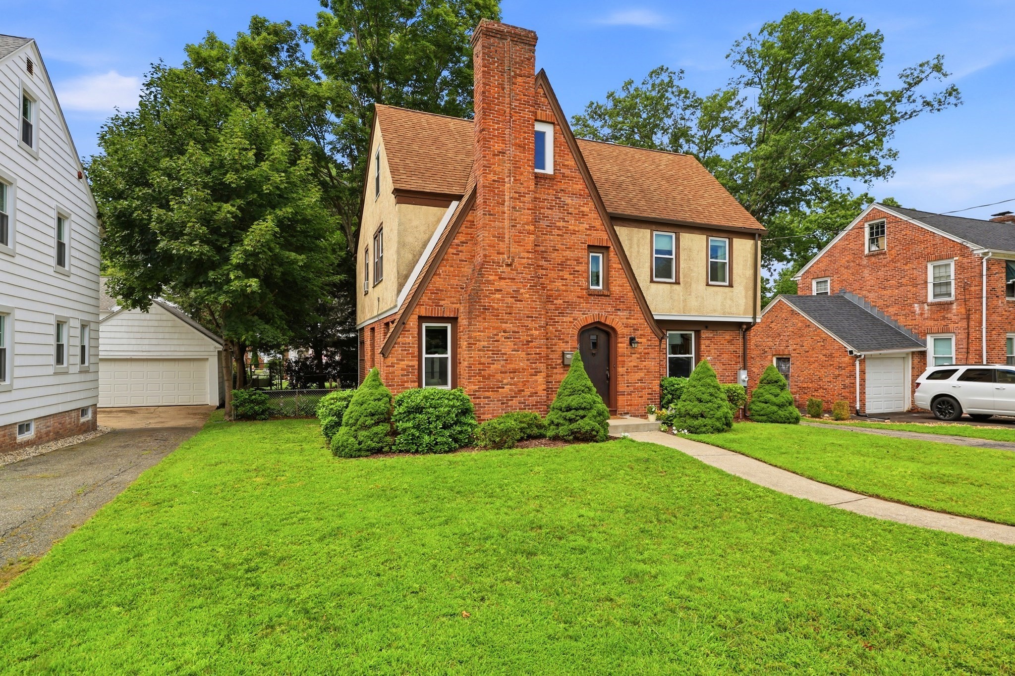 66 Rencelau Street, Springfield, MA 01118 — photo 2