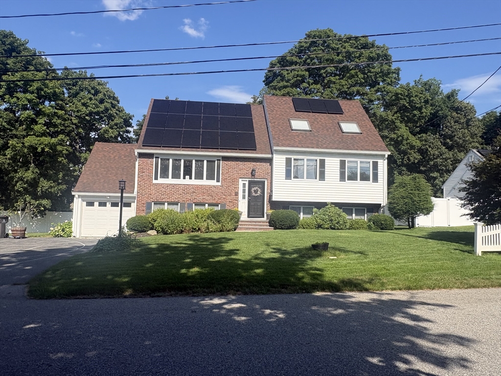 4 Crest Road — photo