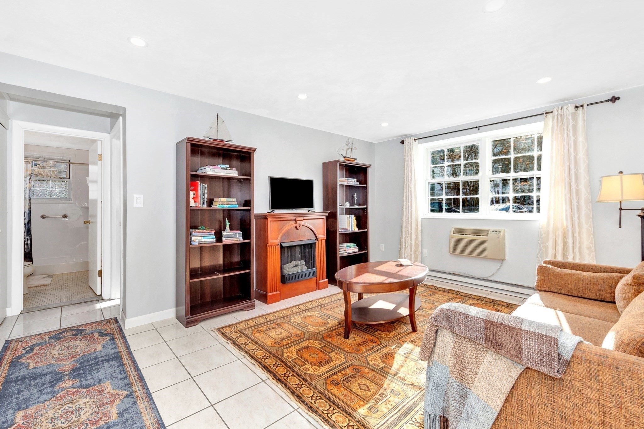 7 Colonial Village Dr #2 — photo