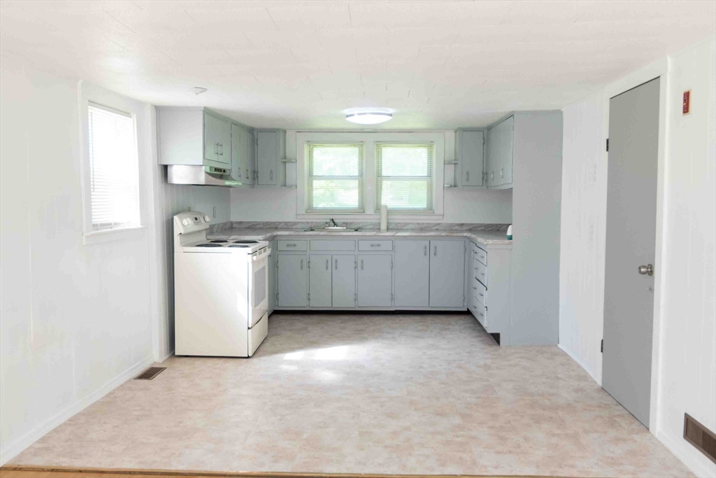 75 Lyman Road, Northfield, MA 01360 — photo 2