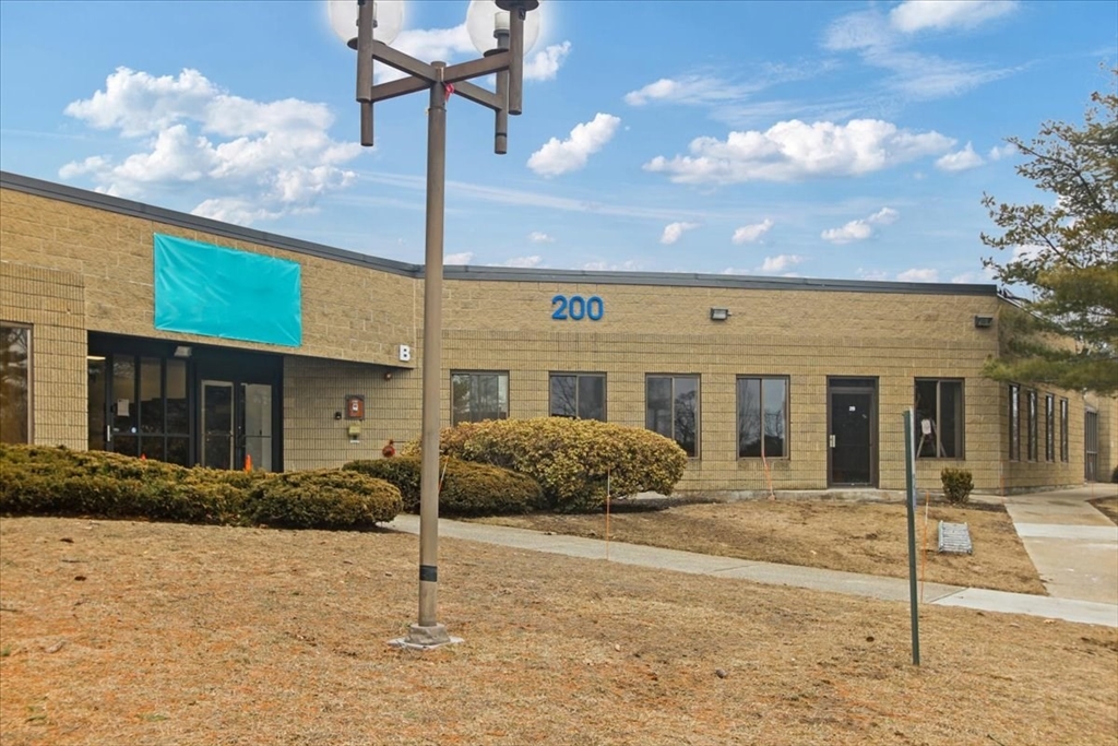 200 Corporate Pl #4a — photo