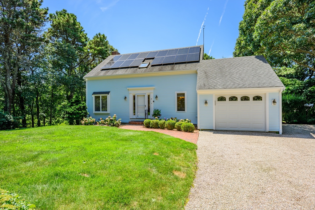 71 Rowland Drive — photo