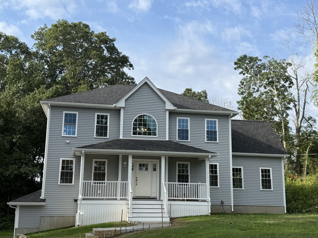 1 Old Fall River Rd — photo