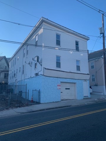 351-353 Lawrence St #4 — photo