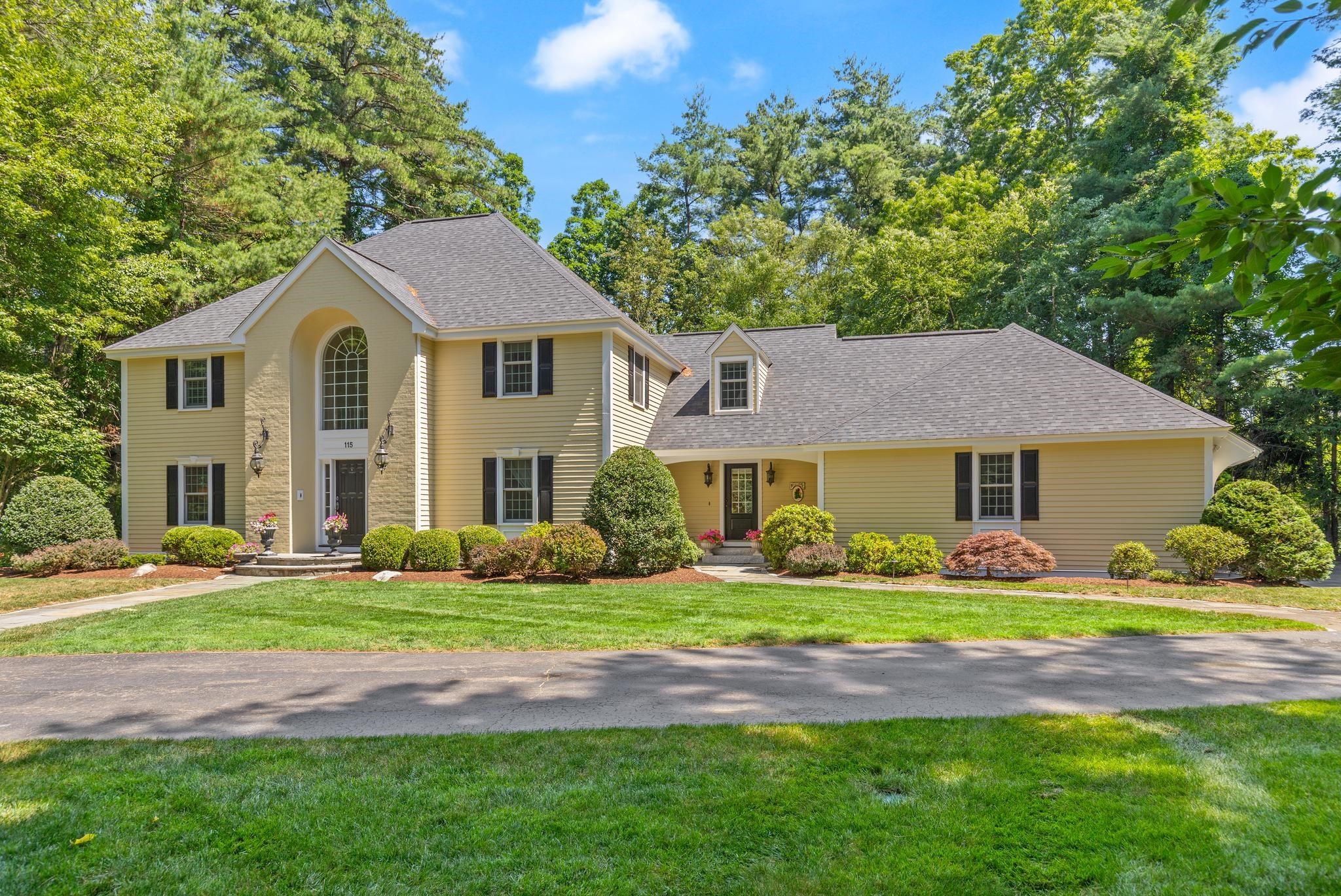 115 Fox Run Rd — photo