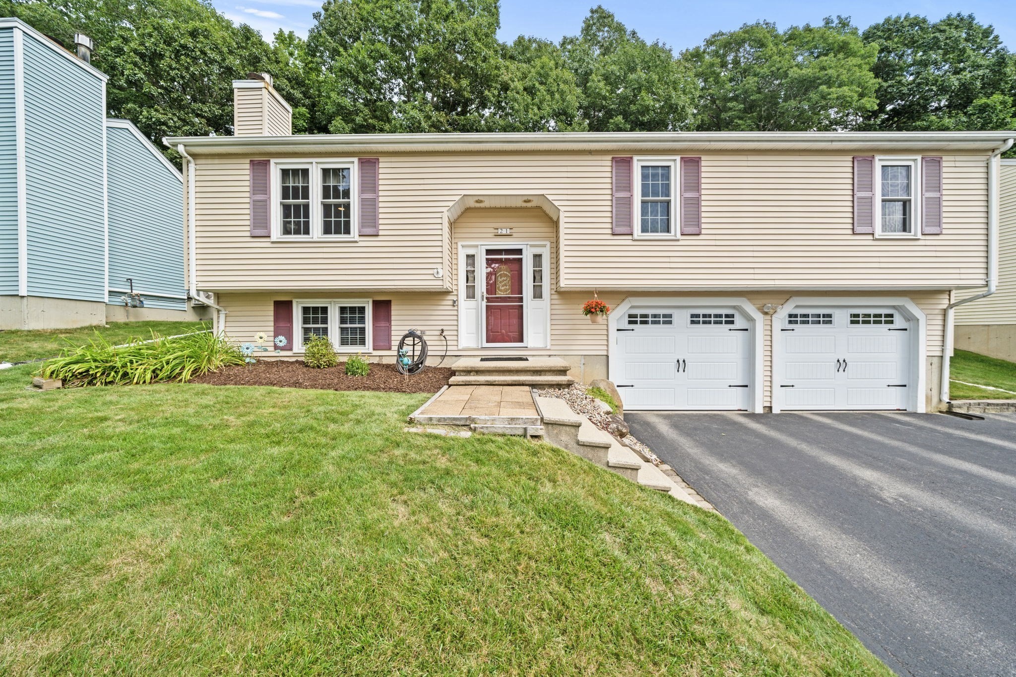 21 Corinth — photo