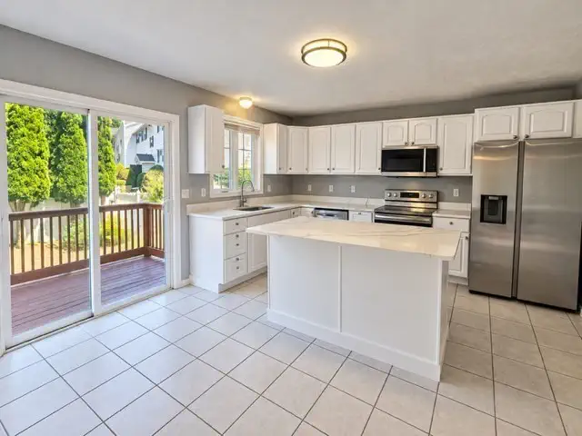 3-A Friedel Street — photo