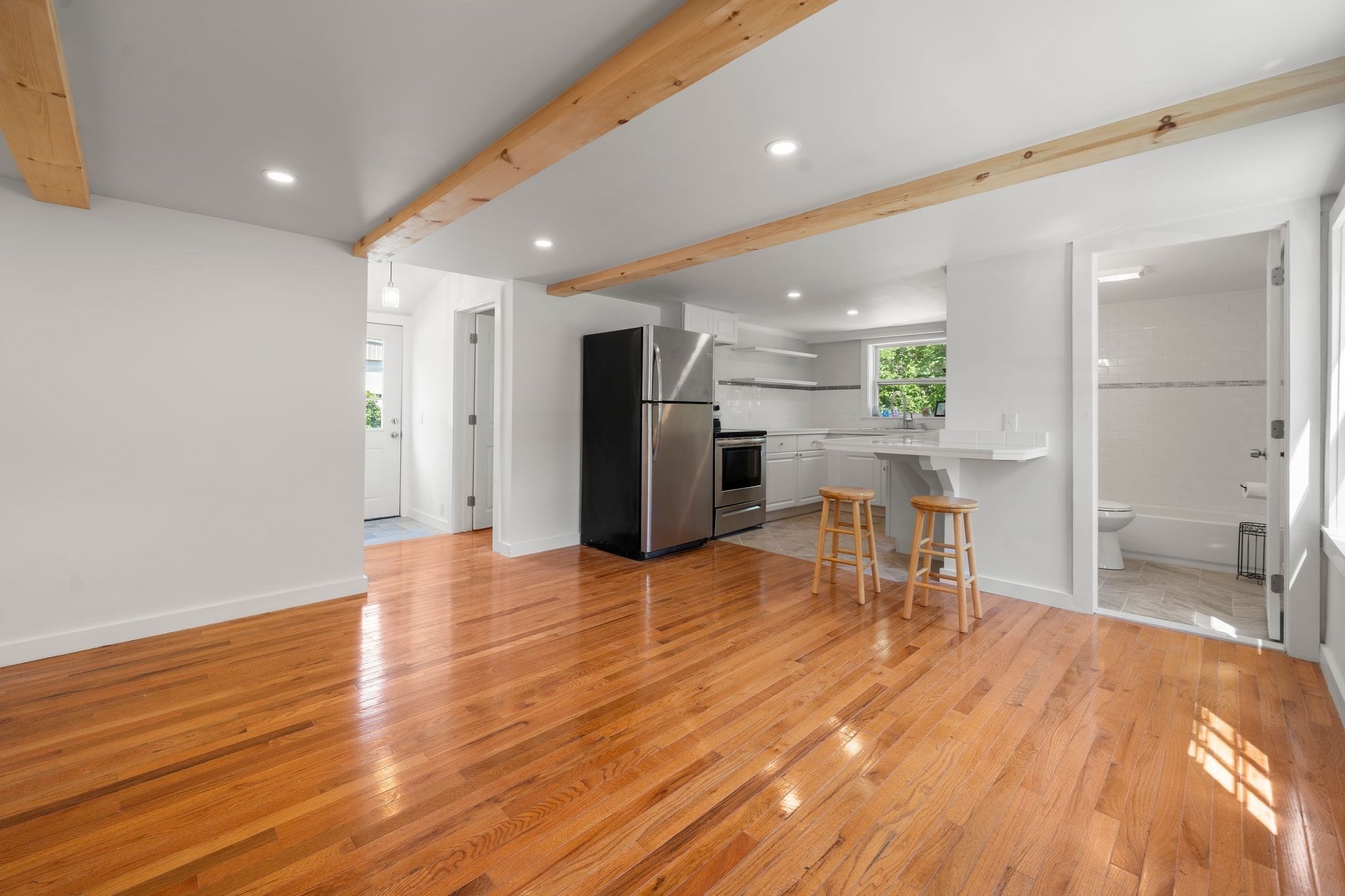 29 Sandwich Road, Wareham, MA 02571 — photo 3