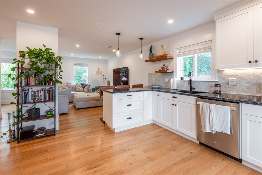 5 Ord Street Ct — photo