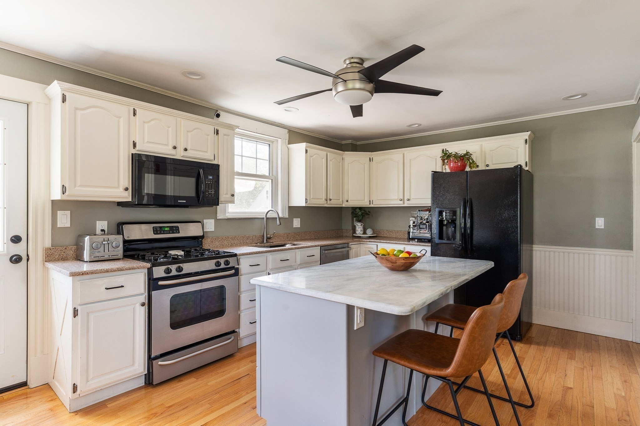 21 Trask Street, Danvers, MA 01923 — photo 2
