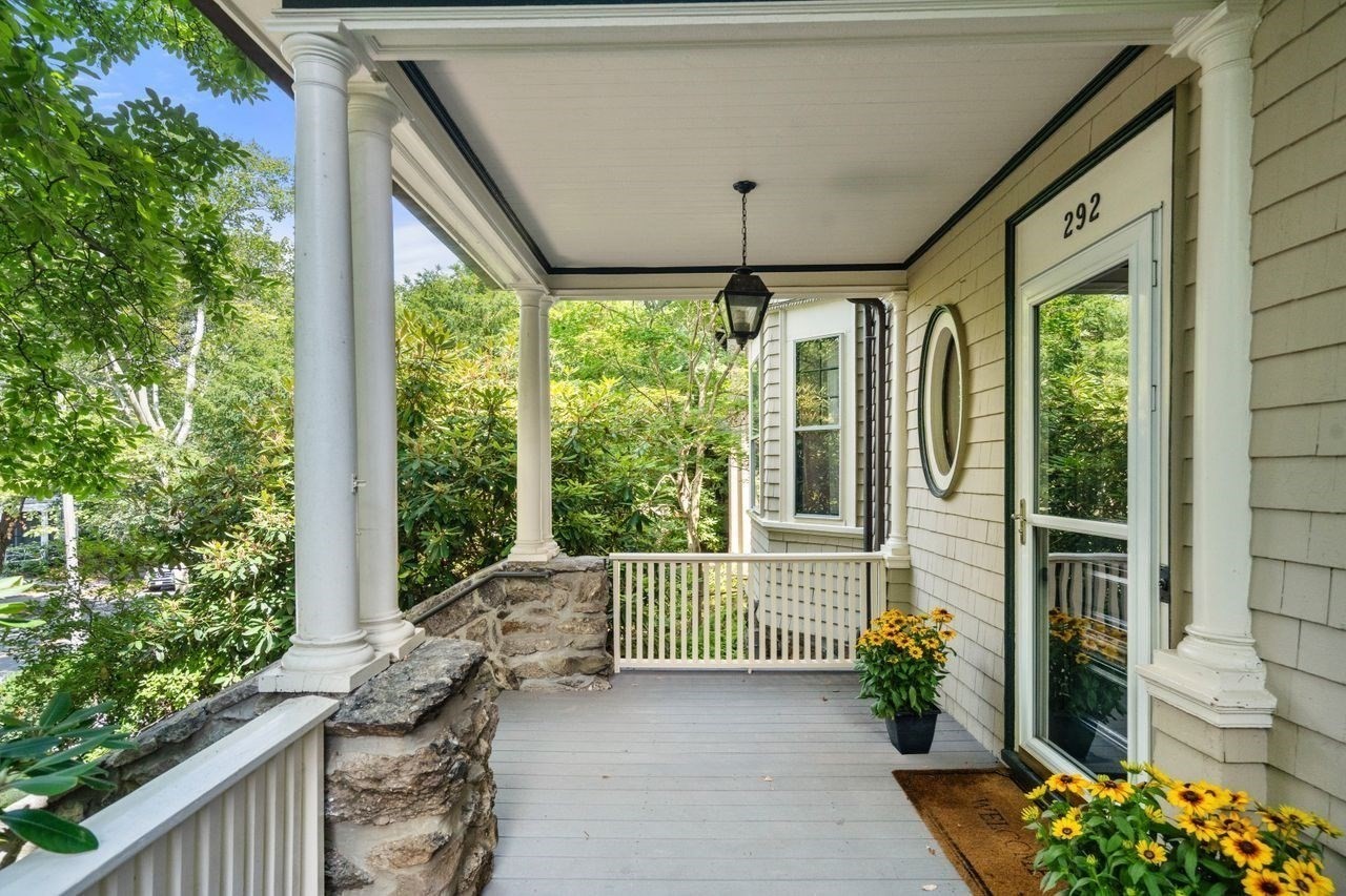 292 Clinton Road, Brookline, MA 02445 — photo 3