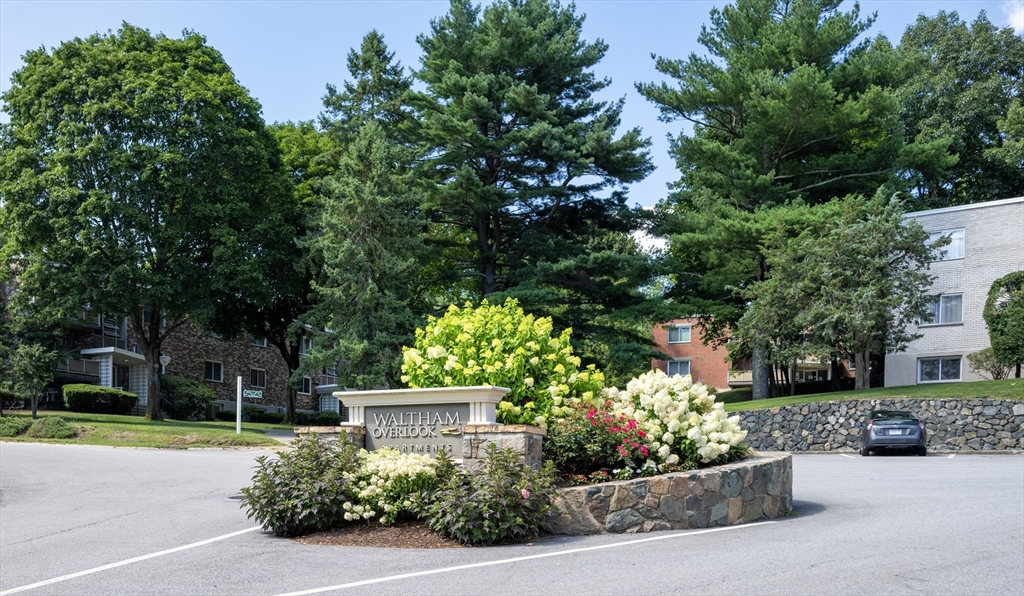 30 Jacqueline Road #D — photo