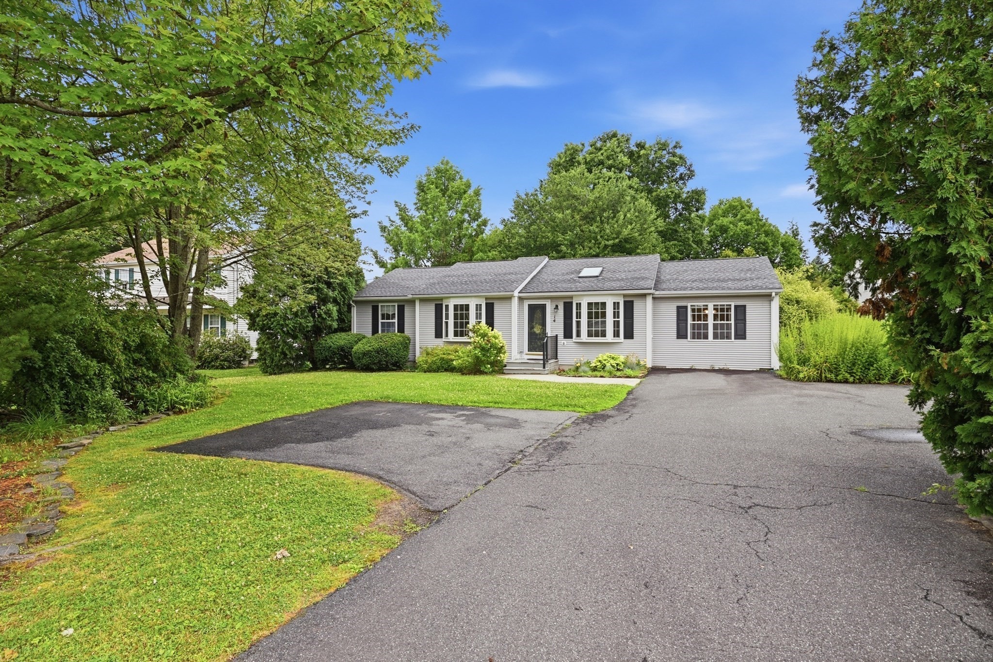 14 Florence Road, Easthampton, MA 01027 — photo 2