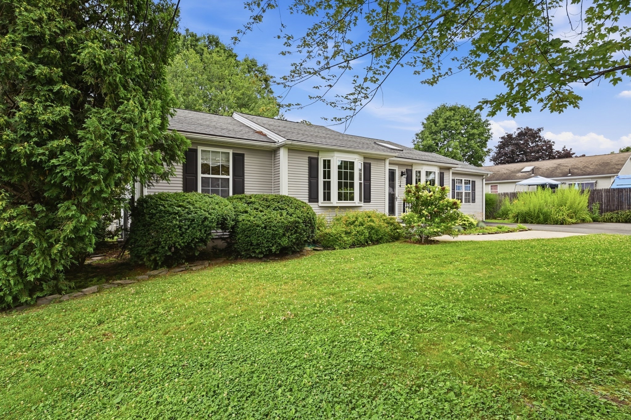 14 Florence Road, Easthampton, MA 01027 — photo 3