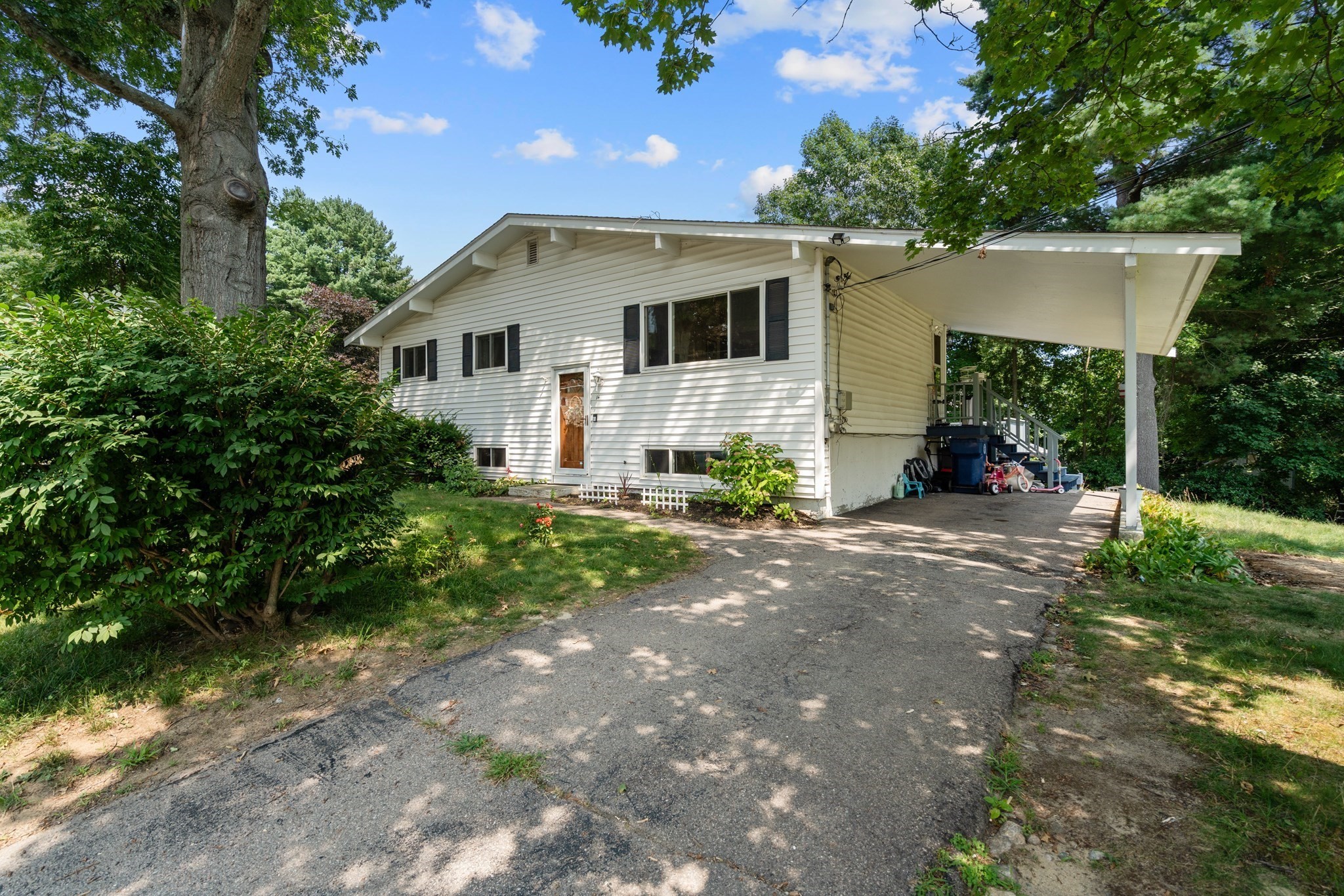 14 Richard Rd — photo