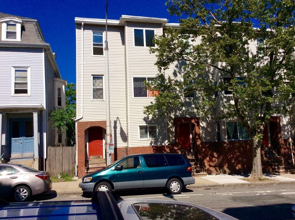 460 Meridian St #C — photo