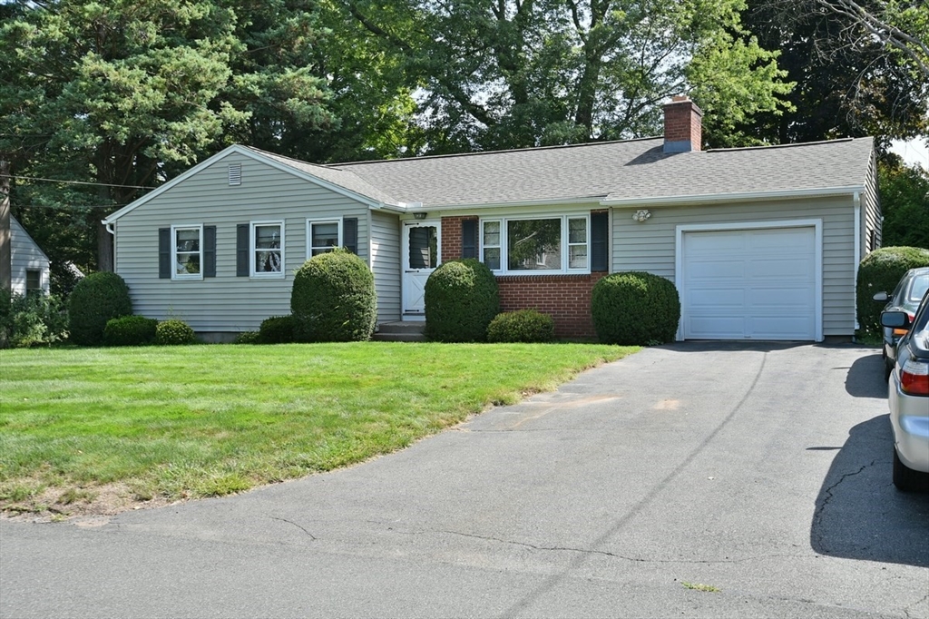 11 Almon Ave — photo