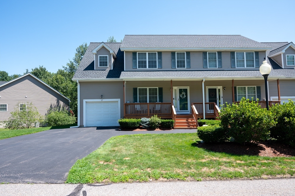 17 Oakes Cir #17 — photo